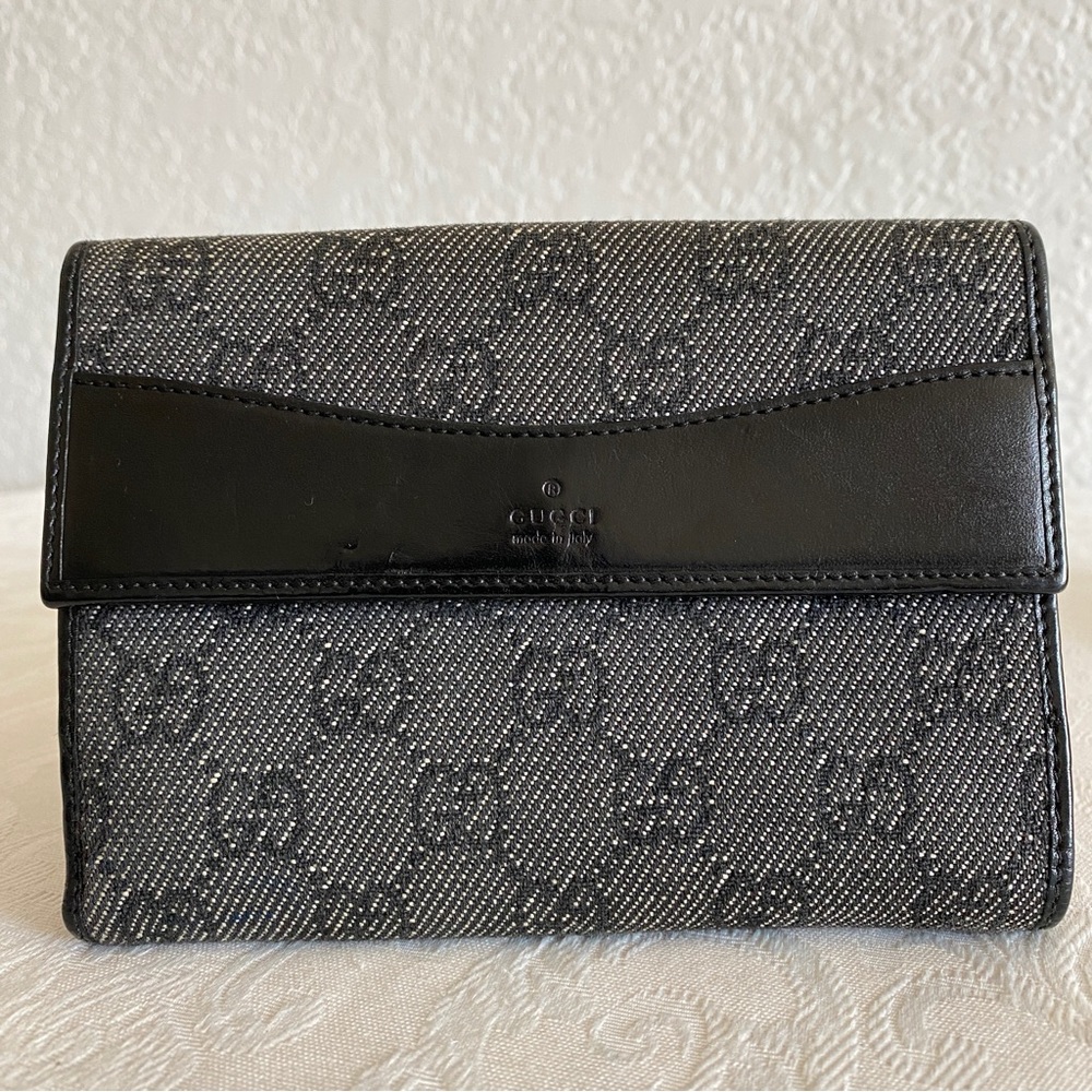 Gucci GG canvas leather wallet
